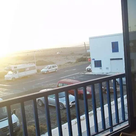 Homyliu * Famara